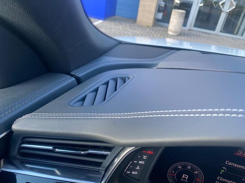 Audi Q8 • 2018 • 93,000 km 6