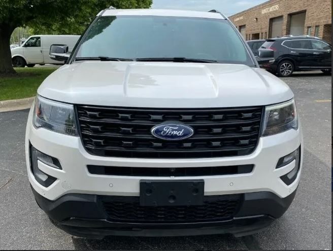 Ford Explorer • 2016 • 135,000 km 2