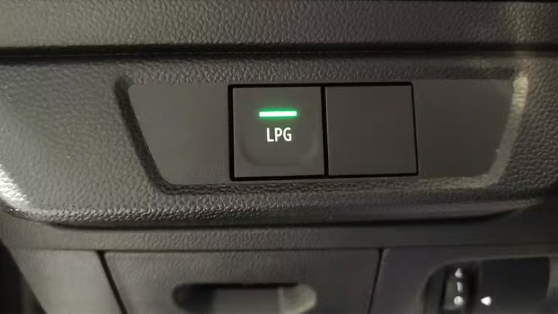 Dacia Lodgy • 2022 • 51,767 km 10