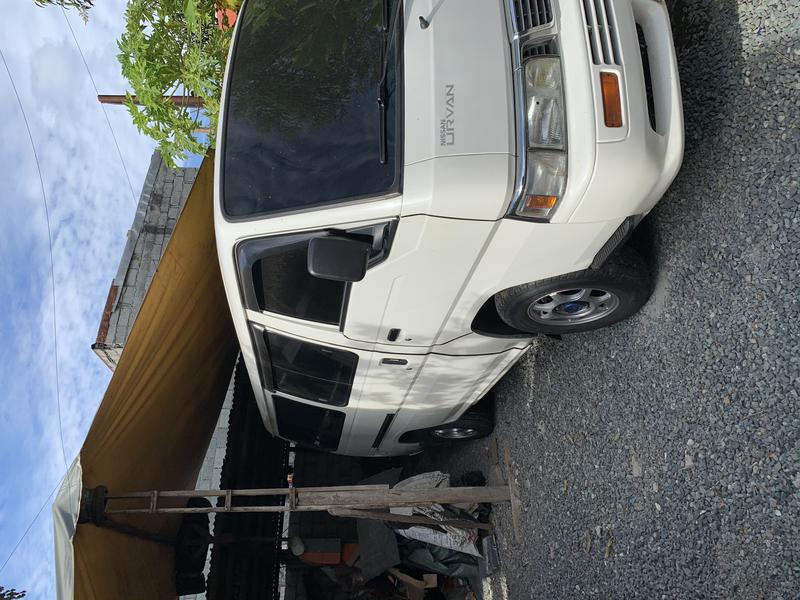 Nissan Urvan • 2015 • 170,000 km 8