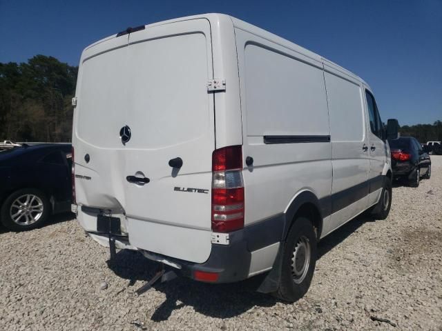 Mercedes-Benz Sprinter • 2016 • 12 km 2