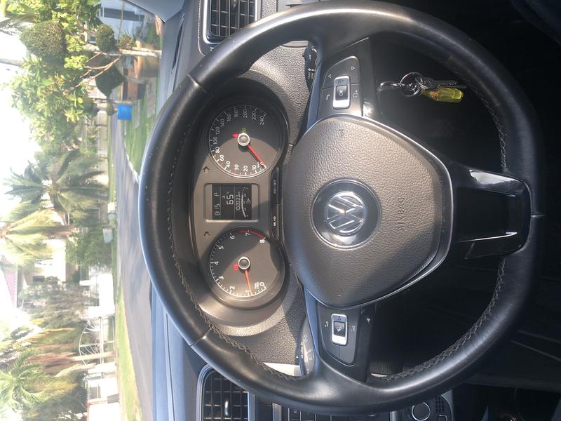 Volkswagen Polo • 2015 • 102,000 km 2