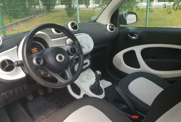 Smart Fortwo coupé • 2015 • 69,999 km 3