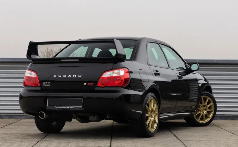 Subaru Impreza • 2005 • 63,000 km 15