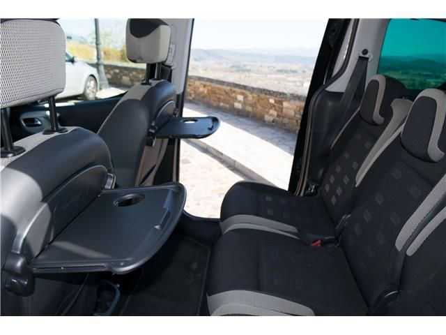 Citroën Berlingo • 2015 • 195,000 km 8