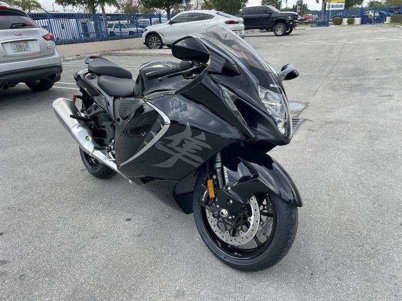 Suzuki hayabusa • 2022 • 1 km 3