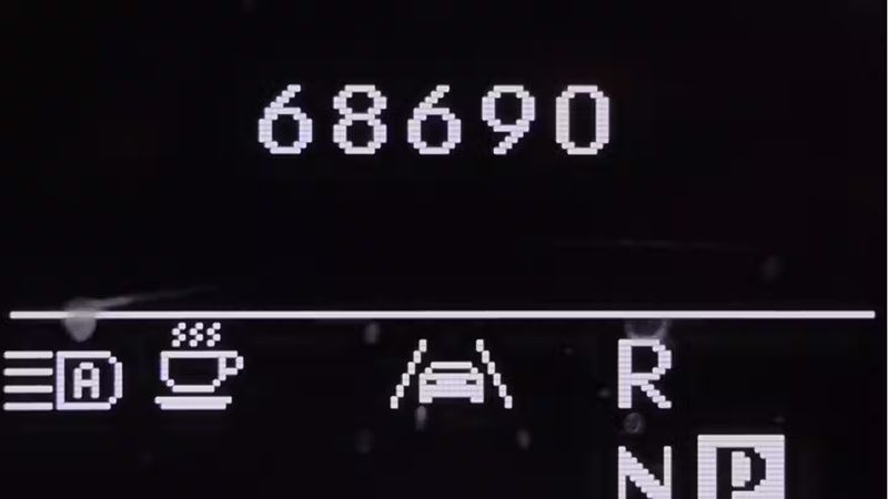 Mercedes-Benz A-Class • 2013 • 68,690 km 8