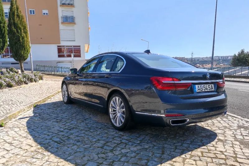 BMW 7 Series • 2017 • 240,000 km 1