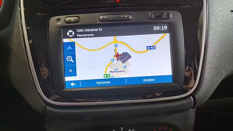 Dacia Dokker • 2019 • 51,543 km 8