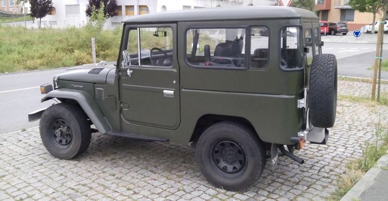 Toyota 4 Runner Limited • 1980 • 50,000 km 2