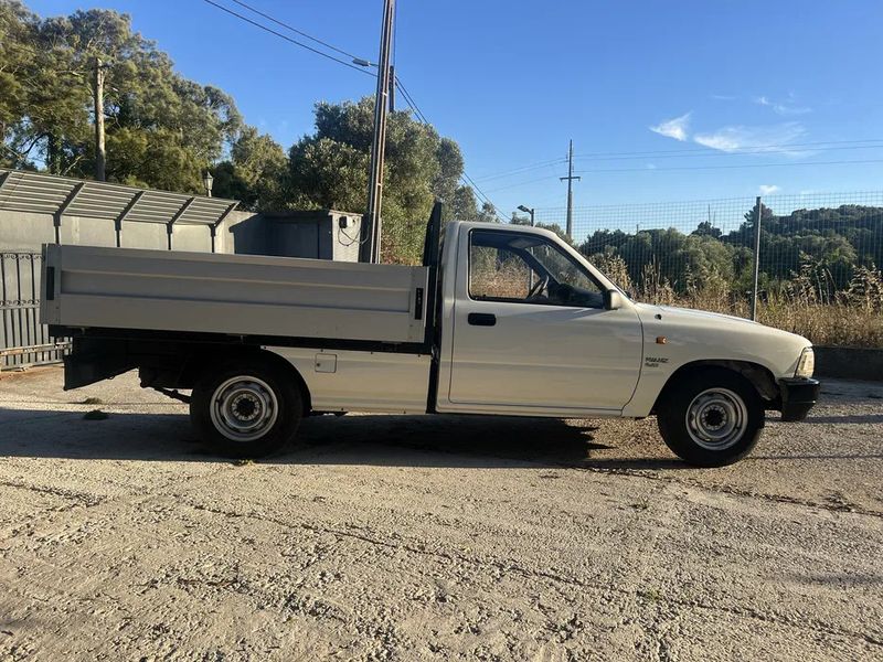 Toyota Hilux • 1996 • 399,000 km 2