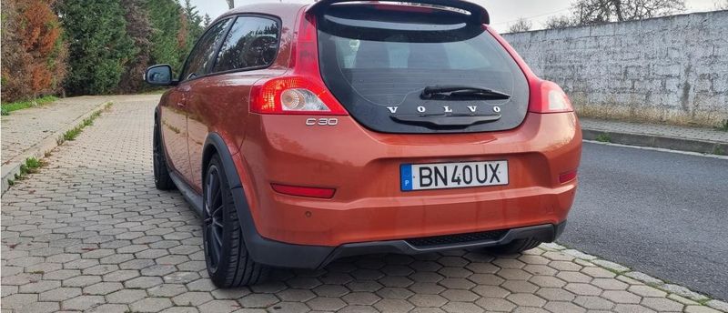 Volvo C30 • 2010 • 150,000 km 3