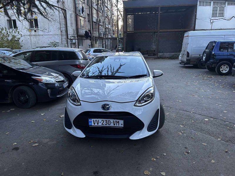 Toyota Agya • 2017 • 100,000 km 2