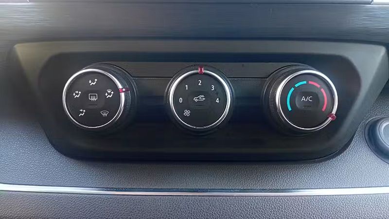 Renault 18 • 2022 • 57,235 km 4