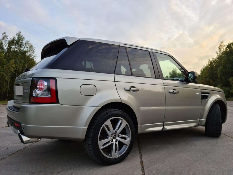 Land Rover Range Rover Sport • 2013 • 220,000 km 4