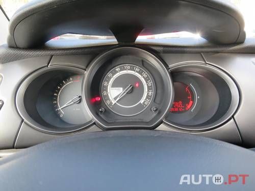 Citroën C3 • 2014 • 93,000 km 3