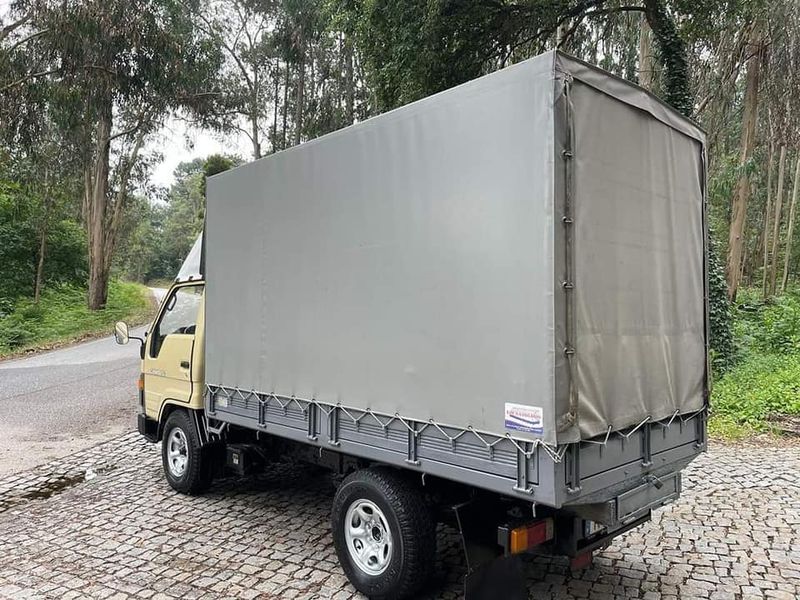 Toyota Dyna • 1991 • 104,000 km 4