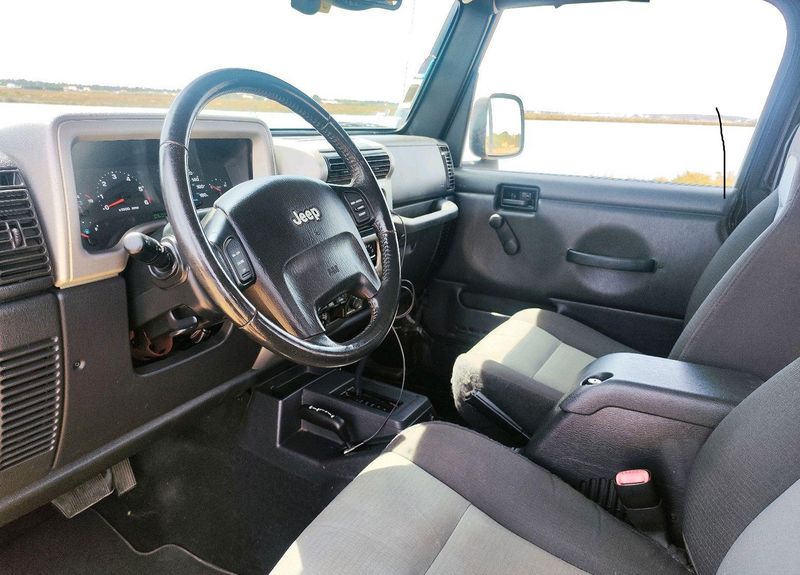 Jeep Wrangler • 2006 • 10,000 km 3