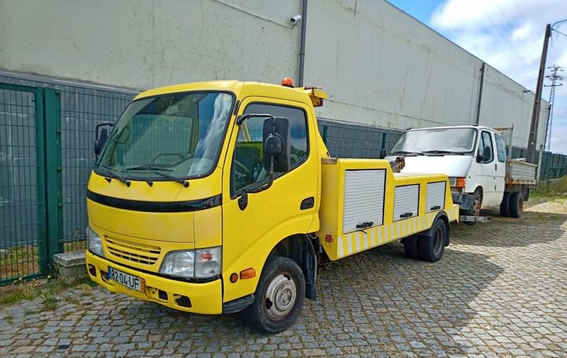 Toyota Dyna • 2002 • 224,000 km 1