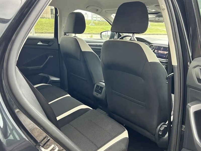 Volkswagen T-Cross • 2018 • 102,400 km 11