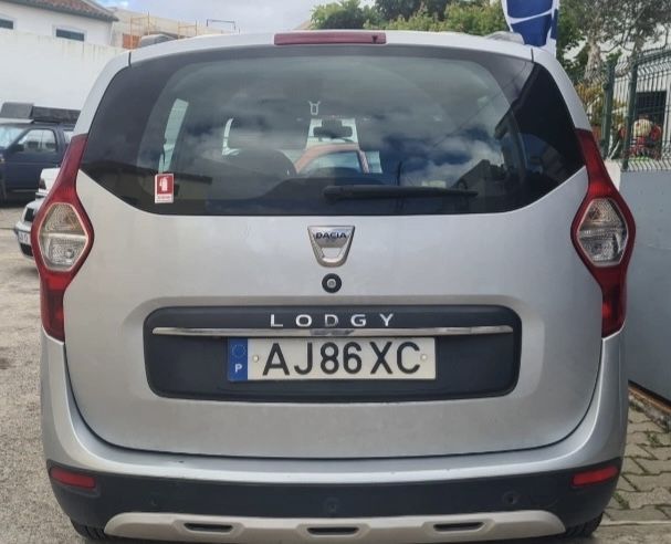 Dacia Lodgy • 2021 • 196,000 km 2