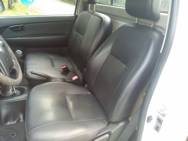 Toyota Hilux • 2017 • 58,000 km 2