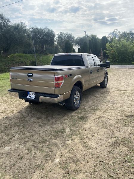 Ford F-150 • 2012 • 171,000 km 4