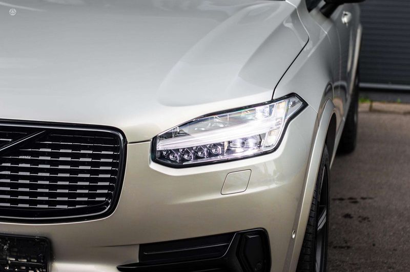 Volvo XC90 • 2016 • 177,000 km 5