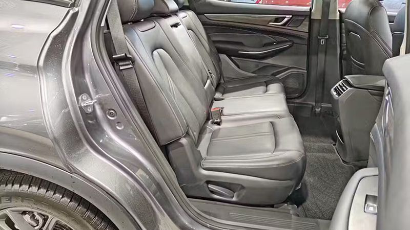 DFSK All New Glory SUV • 2025 • 4,910 km 3