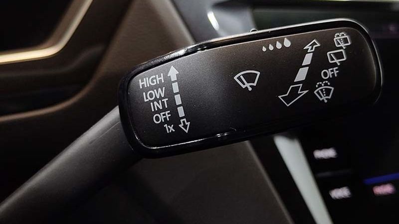 Volkswagen Tiguan • 2023 • 10,800 km 19