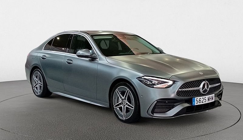 Mercedes-Benz C-Class • 2023 • 39,000 km 3