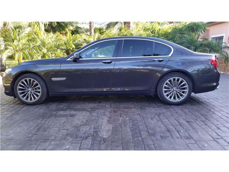 BMW 7 Series • 2010 • 150,000 km 8