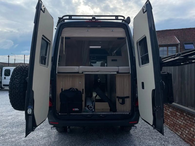 Mercedes-Benz Sprinter • 2021 • 20,800 km 8