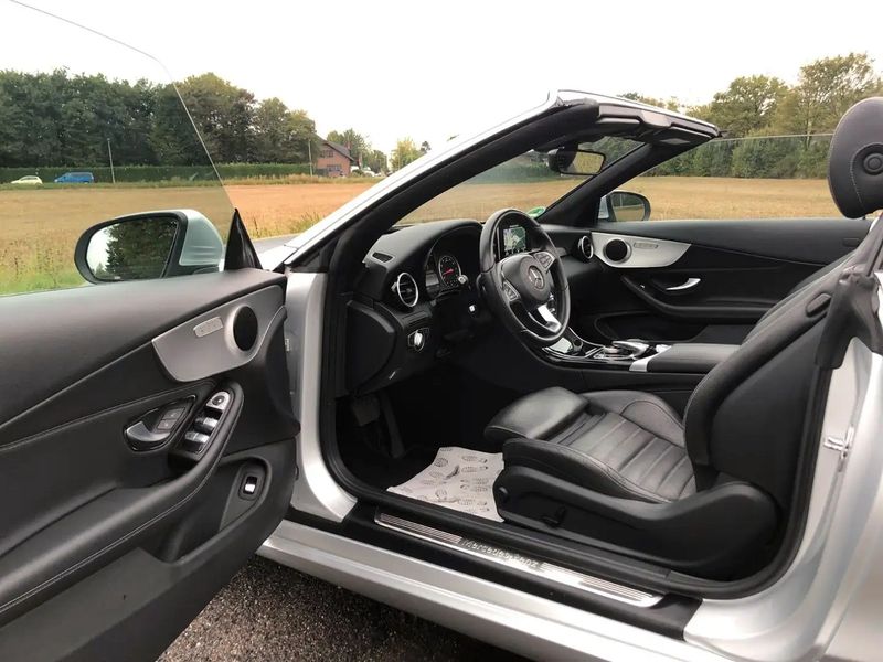 Mercedes-Benz C-Class • 2017 • 125,000 km 6