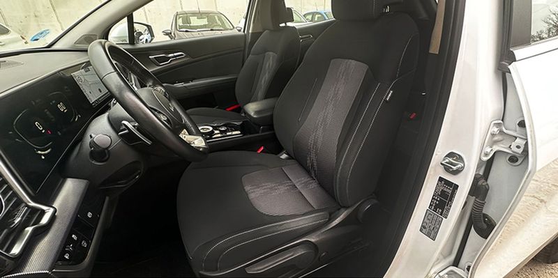 Kia Sportage • 2023 • 75,422 km 11