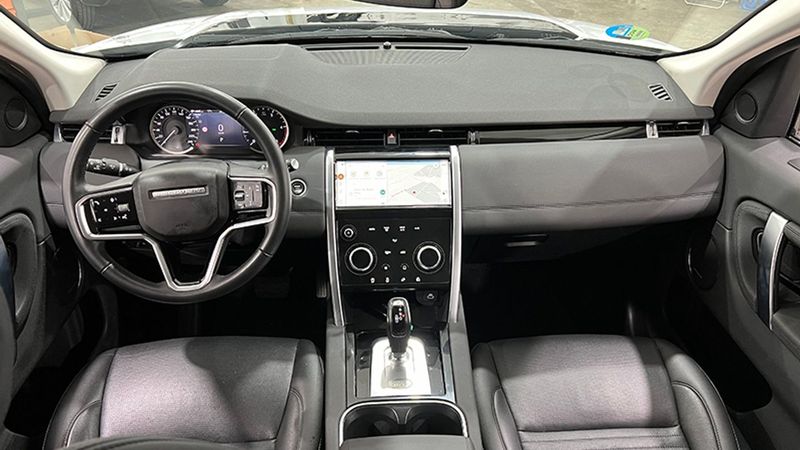 Land Rover Discovery Sport • 2022 • 78,450 km 7