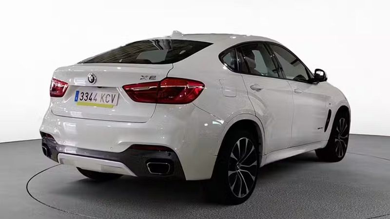 BMW X6 • 2017 • 90,955 km 3
