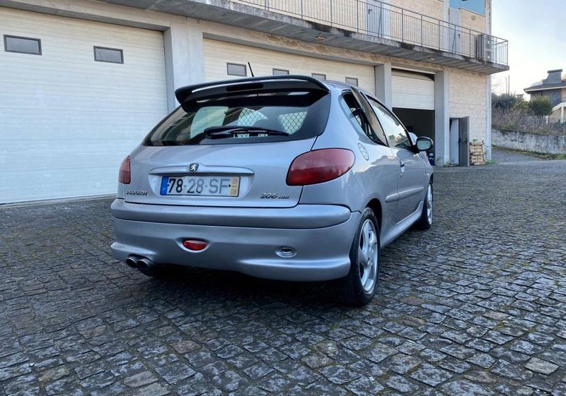Peugeot 206 • 2002 • 250,000 km 3