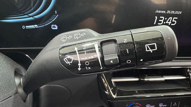 Kia Niro • 2024 • 1,159 km 25