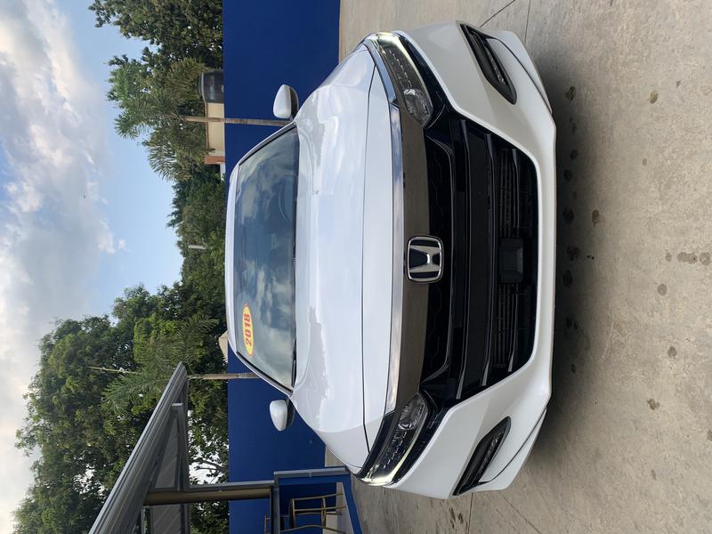 Honda Accord • 2018 • 30 km 2