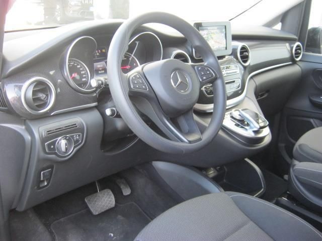 Mercedes-Benz 310 kombi • 2017 • 106,200 km 8
