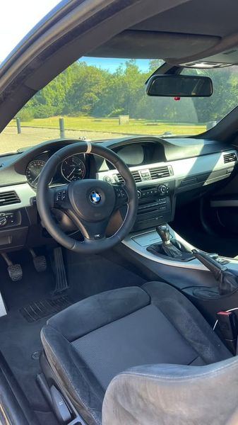 BMW 520D • 2017 • 122,000 km 3