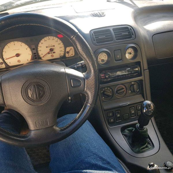 Mazda MX-5 Miata • 1997 • 90,000 km 6