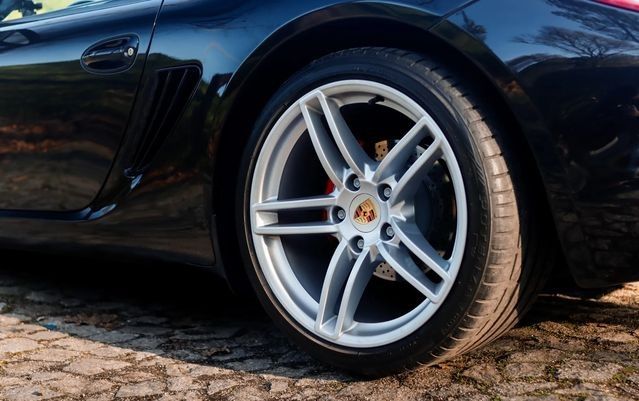 Porsche Cayman • 2009 • 129,000 km 18