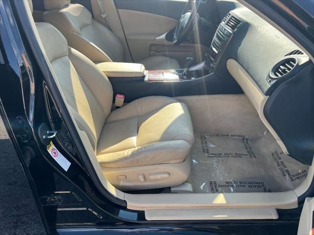 Lexus IS 250 C • 2007 • 121,131 km 16