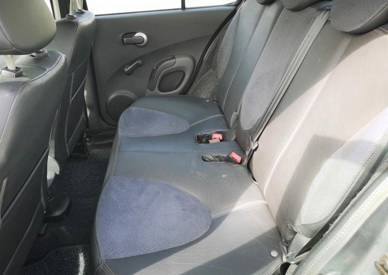 Nissan Micra • 2007 • 169,000 km 4