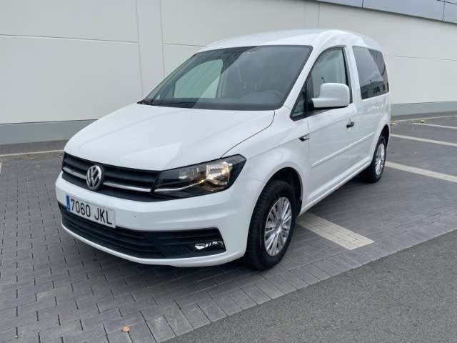 Volkswagen Caddy • 2015 • 65,738 km 1