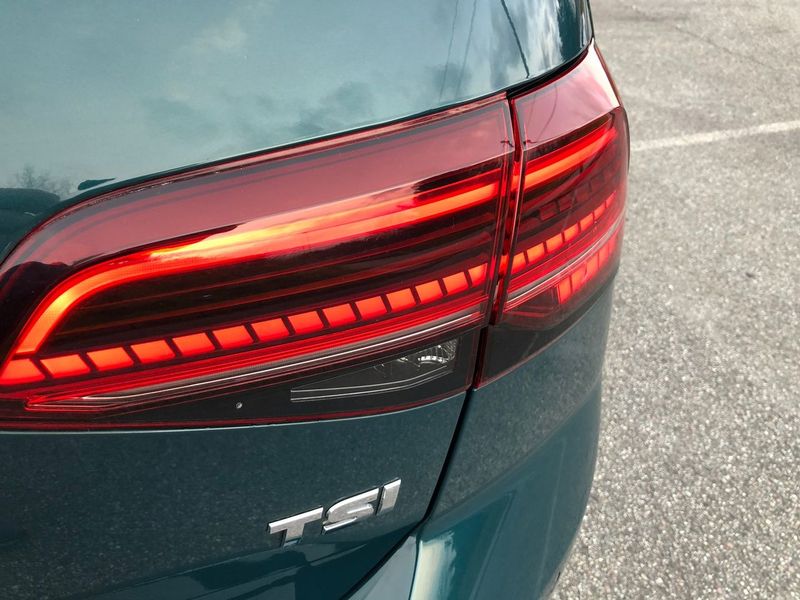 Volkswagen Golf • 2017 • 56,500 km 10