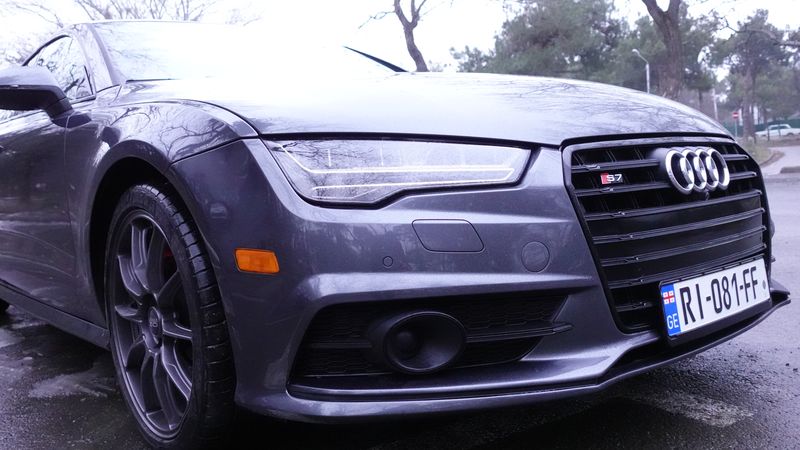 Audi S7 • 2017 • 51,000 km 12