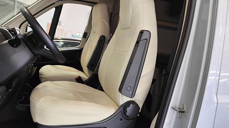 Fiat Ducato • 2023 • 20,038 km 5